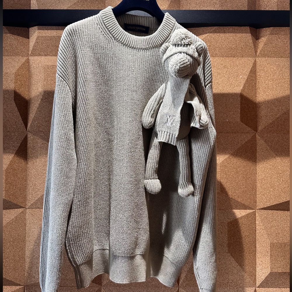 Louis Vuitton puppet sweater